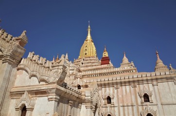 Fototapeta premium Ananda temple in Bagan Myanar