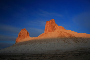 Kazakhstan. Plateau Ustyurt. Rock remnants.