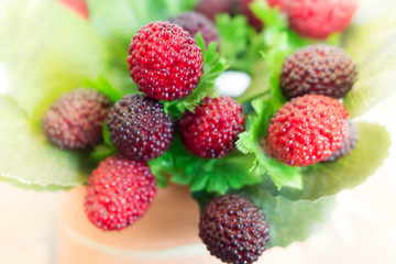Mulberry in the pot is located on the table, is a very good fruit.