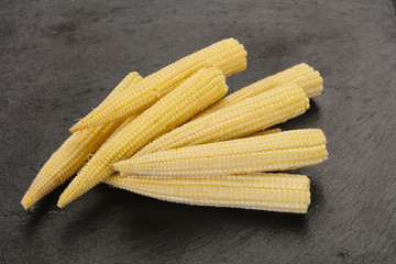 Raw baby corn