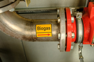 Rohr-Kennzeichnung Biogas in Biogas-Anlage