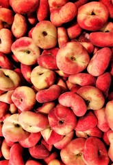 many Paraguayo peaches