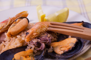 Tasty seafood dish – Paella a la marinera