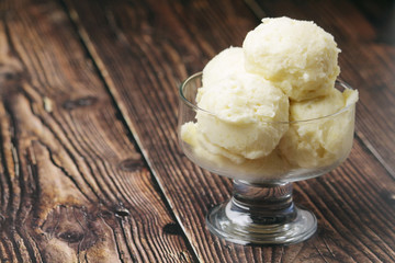 Ice cream scoops in an ice cream bowl
