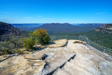 hiking to olympian rock lookout, blue mountains, australia 2