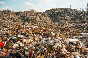 Mountain garbage, large garbage collection from urban communities and industrial areas Pollution of developing countries