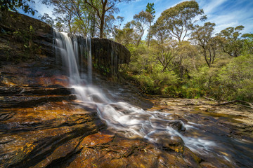 waterfall on weeping rock walking track, blue mountains national park, australia 11