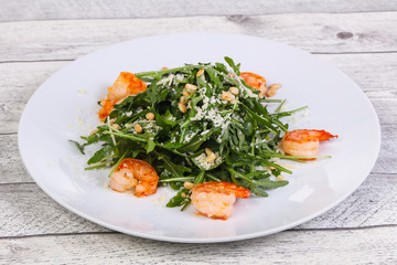 Rocket salad with prawn, parmesan cheese
