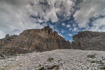 vista panoramica delle dolomiti 