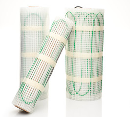 Matte electrical floor heating system in different sizes