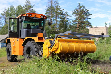 tractor mf-705 stanislau mulcher mericrusher