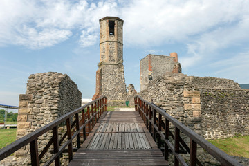 Kisnana castle