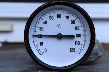 Closeup view of the old temperature gauge