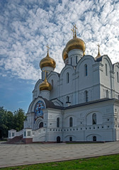 Fototapeta na wymiar Assumption of Our Lady cathedral. City of Yaroslavl, Russia 