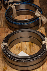 Angular contact bearings with metal cage.