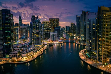 Fotobehang Dubai Marina in de schemering © Alexey Stiop