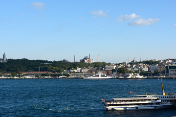 Fototapeta na wymiar Istanbul bosphorus