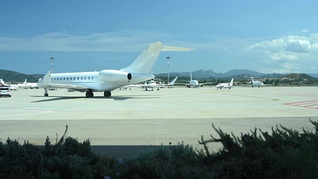Time-lapse video of some private and commercial aircraft that depart and land in the Olbia airport, Sardinia, Italy.