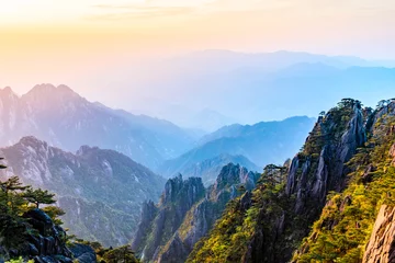 Keuken foto achterwand Huangshan Prachtige bergen in Mount Huangshan China