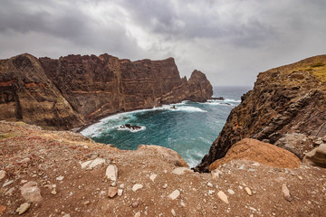 Fototapeta na wymiar cliffs and ocean