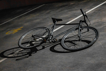 Obraz na płótnie Canvas bicycle on the street