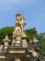 Fototapeta na wymiar statue of lion dresden