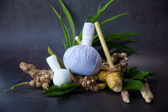 Herbal compress ball for thai Massage and spa treatment popular for relaxation and Ayurvedic treatments everting set, Thai natural herbs ingredients for hot compress therapy massage and natural spa