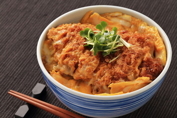 かつ丼