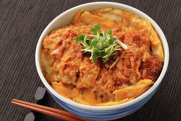 かつ丼