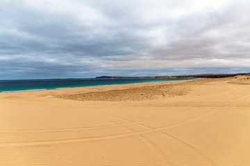 Fototapeta na wymiar varandinha and morro areia beach in boa vista cabo verde