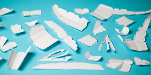 Geometric paper craft. 3d polygonal model, triangulation do it yourself design art. Decrowcraft,...