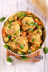 Chicken thighs with zucchini and carrot stew