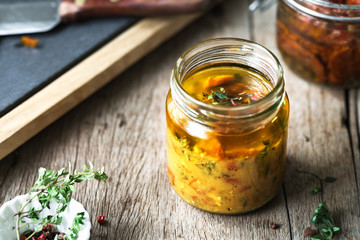 Sun dried tomato with Lemon Thyme Vinaigrette