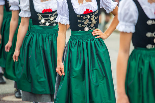 Tracht - Allg&auml;u - Dirndel - Umzug