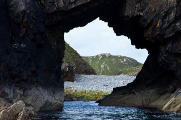 Arco Natural (Natural Arch). Great Bernera. Lewis island. Outer Hebrides. Scotland, UK