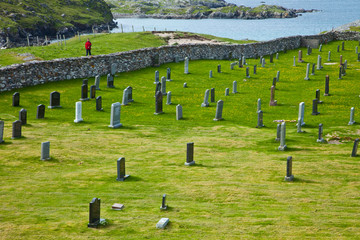Cementerio junto a playa Bostadh (Cemetery nearby Bostadh Beach). Great Bernera. Lewis island....