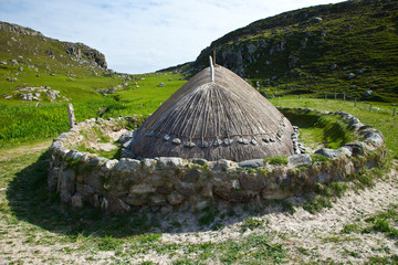 Poblado de Edad del Hierro junto a playa Bostadh (Iron Age village nearby Bostadh Beach). Great...