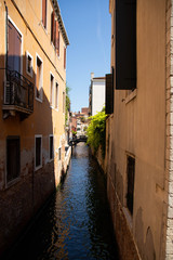 Fototapeta na wymiar Venedig, Altstadt, Gasse, Weg, Antik, Italien, eng, Fluss, Balkon, Wohnen