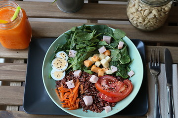 healthy food restaurant