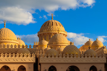 Facade of El Mina Masjid Mosque in Hurghada, Egypt