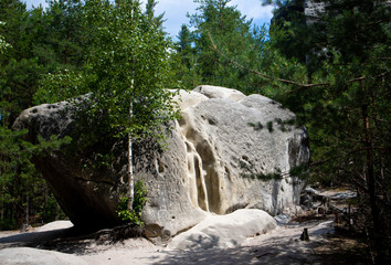 Fototapeta na wymiar Hrubá Skála Rocks