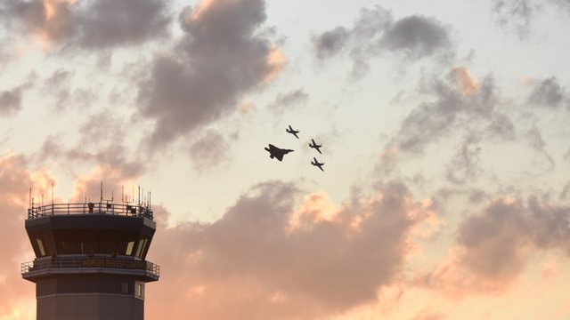 P-51 & F-22 formation flying in Oshkosh