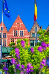 Foto op Canvas Het historische stadscentrum en het marktplein (Markt) in Brugge (Brugge), België. © Jbyard