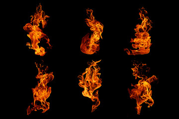 Collection de flammes de feu isolée sur fond noir, mouvement des flammes de feu