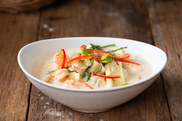 Bolied Coconut Milk Soup , Prawn ,  Bamboo shoot , Bitter bean And Senegalia pennata .