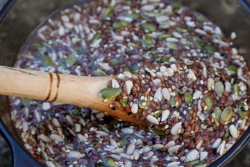 detail of the preparation of mucilage by soaking raw seeds