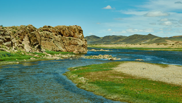 Rocky coast Zavkhan River