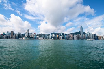 Naklejka premium Skyline of Hong Kong city in a sunny day in summer