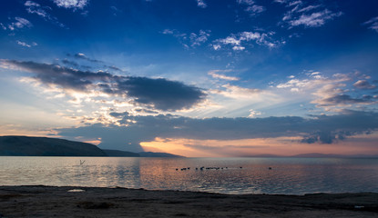 Early morning on the Banks of Mansarovar (Mapam Yumtso)