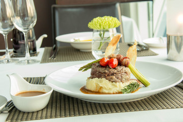  mint meat steak and mash potato